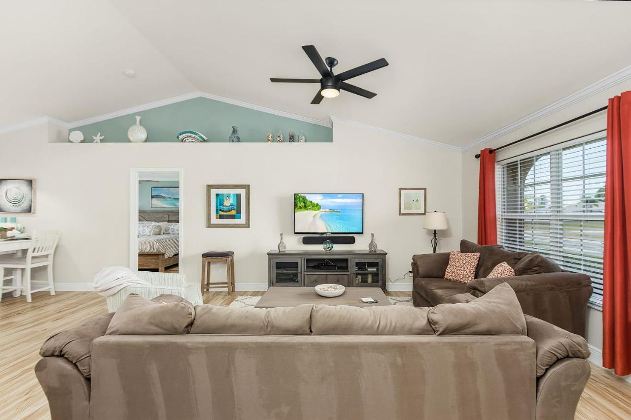 Villa Three Sisters - Roelens Vacations Cape Coral Exterior photo