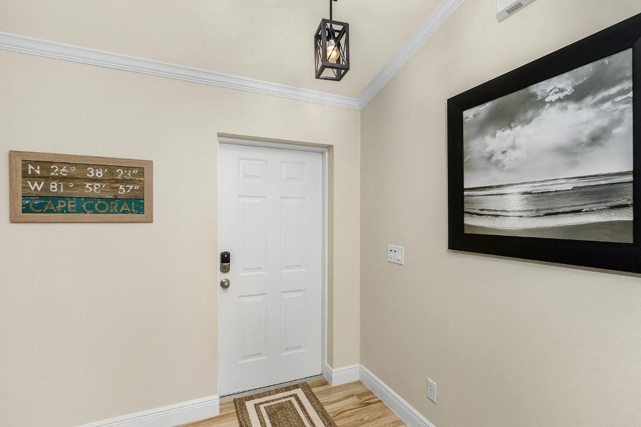 Villa Three Sisters - Roelens Vacations Cape Coral Exterior photo