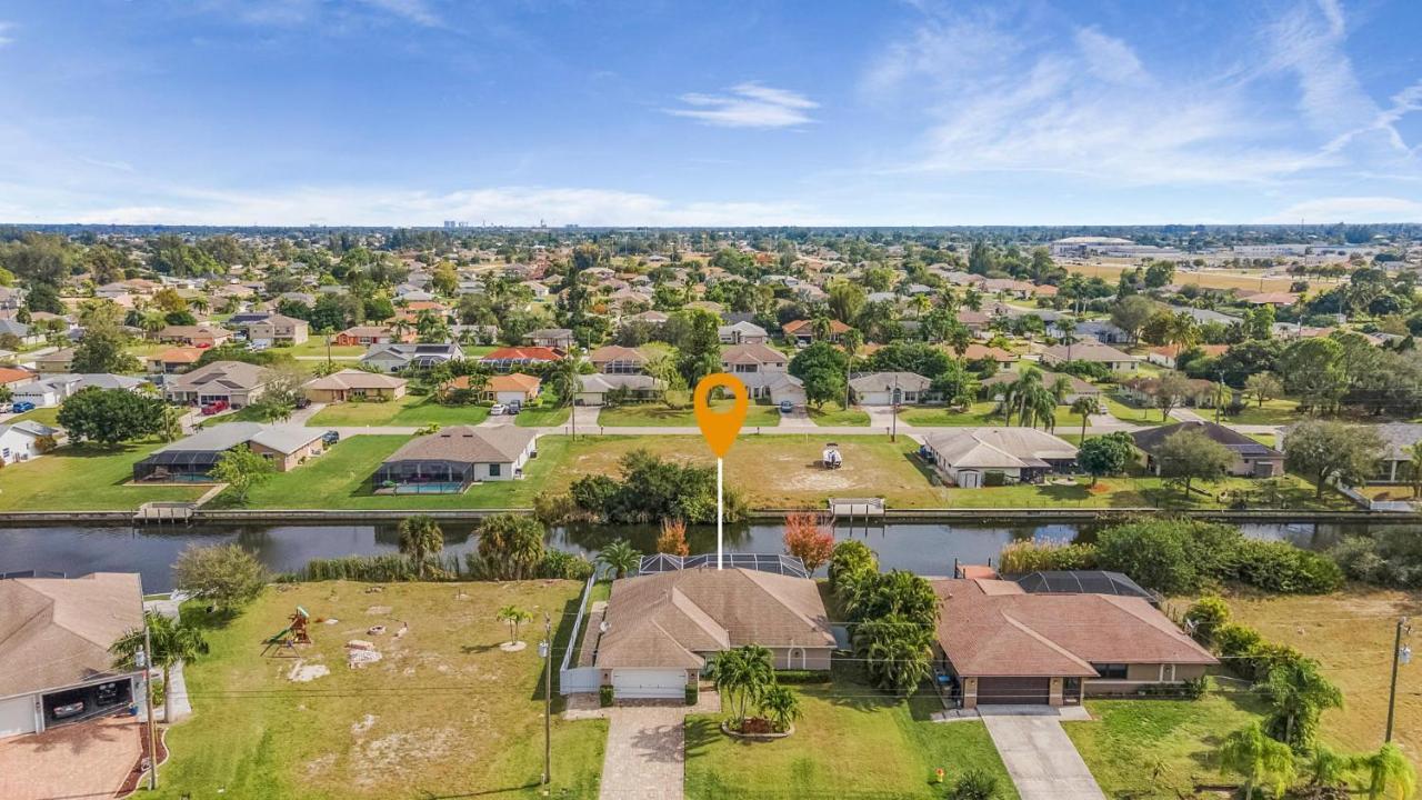 Villa Three Sisters - Roelens Vacations Cape Coral Exterior photo